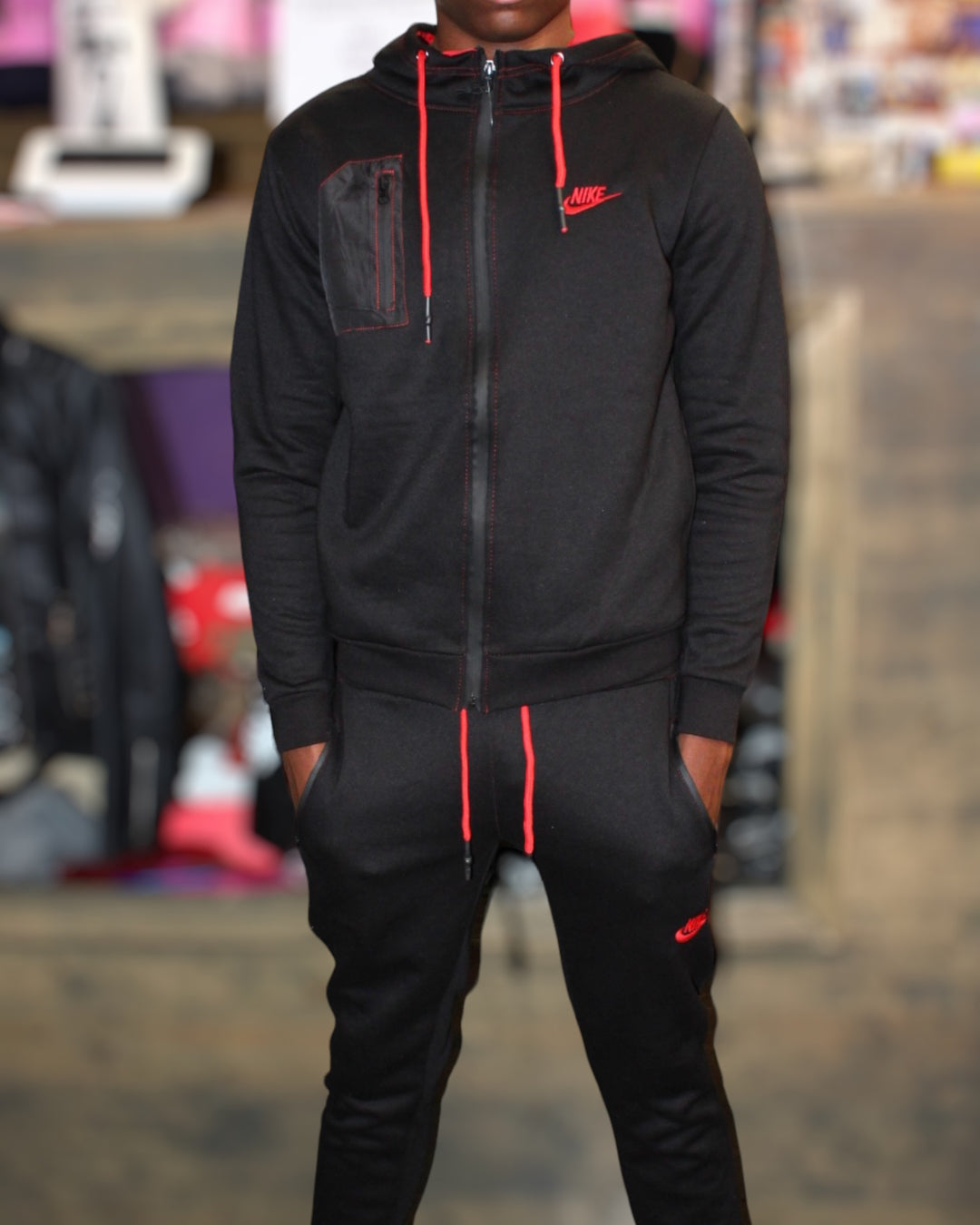 Nike Tech & Sweatsuit